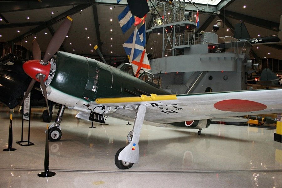 ✈️ 가노야 항공기지 사료관(카노야 코쿠키치 시료칸) 이미지 5